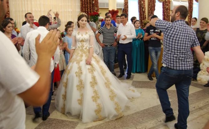 танец перед невестой