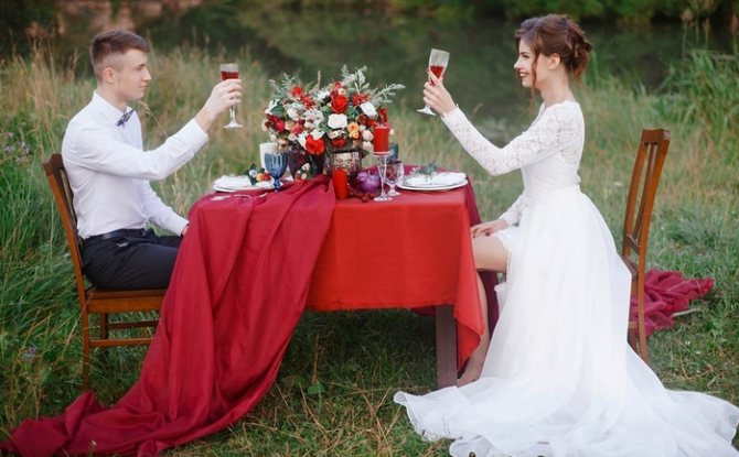 топазовая свадьба - что подарить