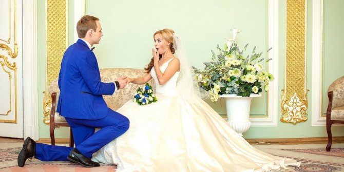 Торжественная свадьба отличается от росписи вдвоем