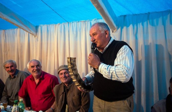 Тост на кавказской свадьбе