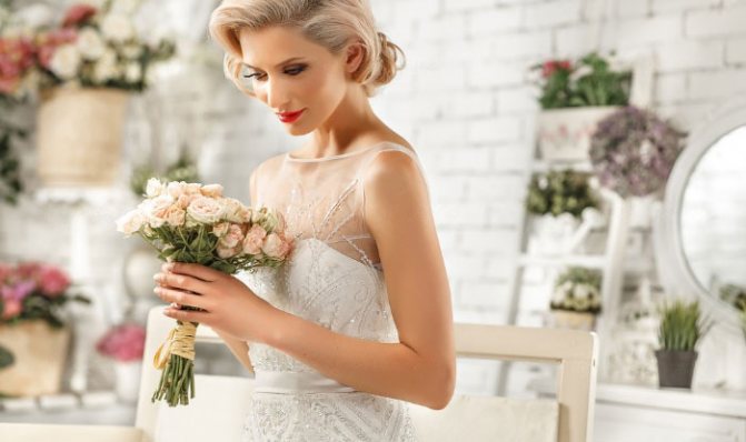 Тренд 2022 года – блестящее свадебное платье: лучшие модели и фото модных нарядов