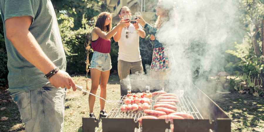 Угостите гостей шашлыком