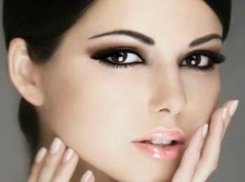 Ухоженое лицо невесты-брюнетки