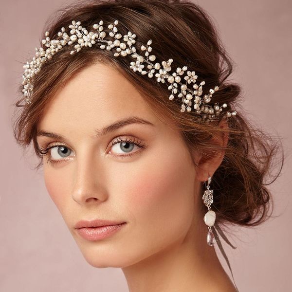 украсить волосы обручем на свадьбу