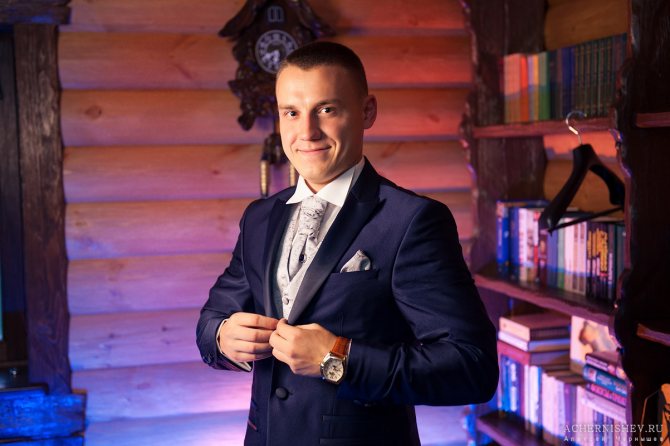 утро жениха в загородном доме