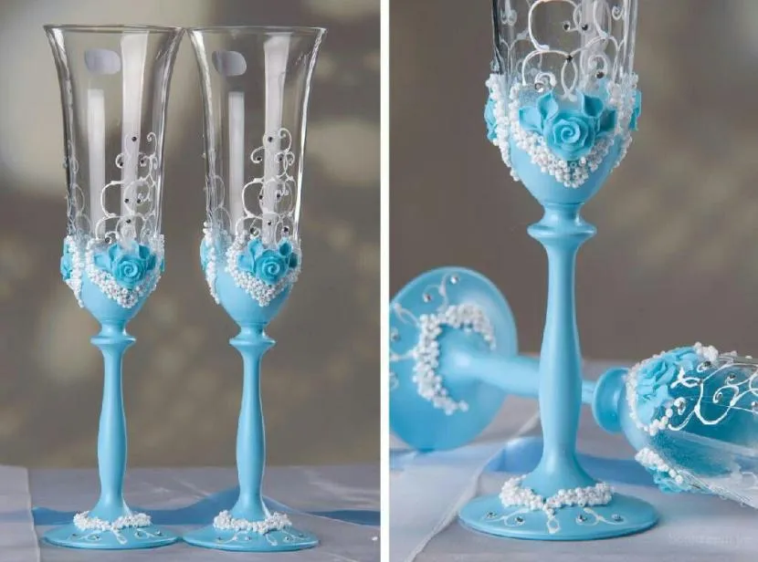 В бело-голубой палитре