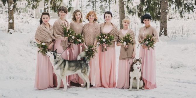 В качестве верхней одежды накиньте жилетку