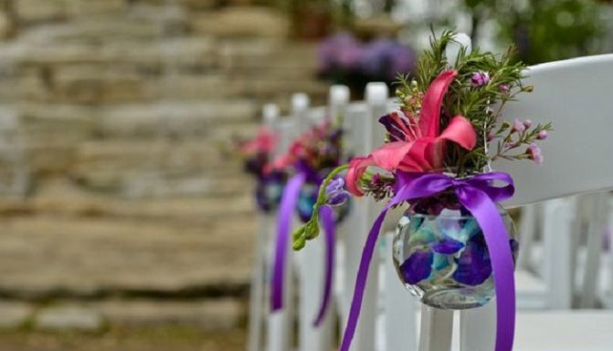 Ваза с цветами – необычно и стильно