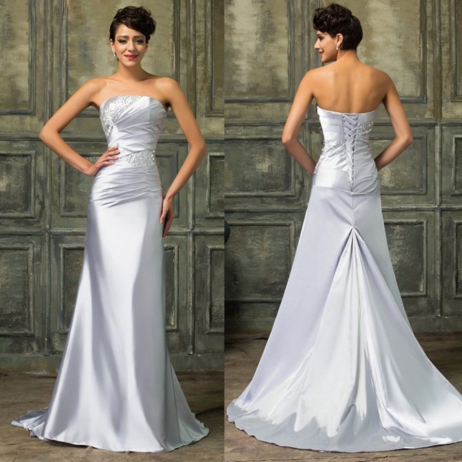 Вечернее платье в пол серебристого цвета