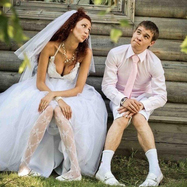 забавное фото жениха и невесты