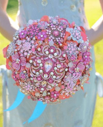 зачем нужен букет дублер на свадьбу