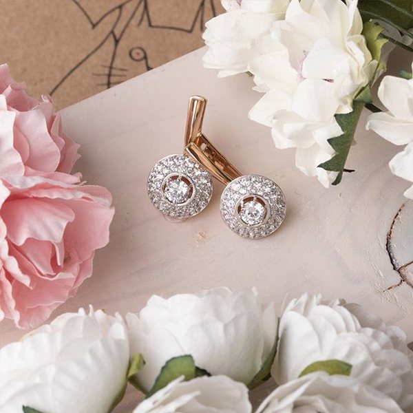 Золотые серьги с фианитами